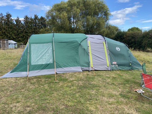 Coleman oak canyon - man, tent